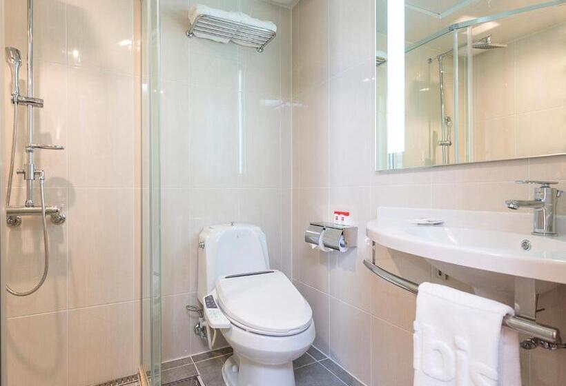 Семейный Номер Deluxe, Ibis Ambassador Busan City Centre