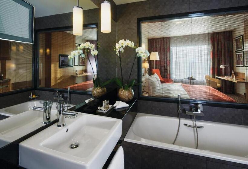 اتاق سوپریور با تخت بزرگ, Movenpick Hotel Ankara