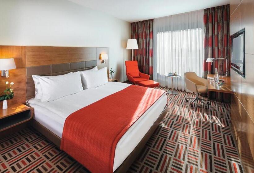 اتاق سوپریور با تخت بزرگ, Movenpick Hotel Ankara