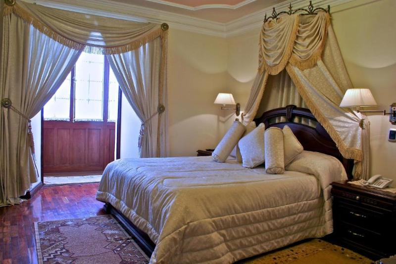 Полулюкс, San Marino Royal