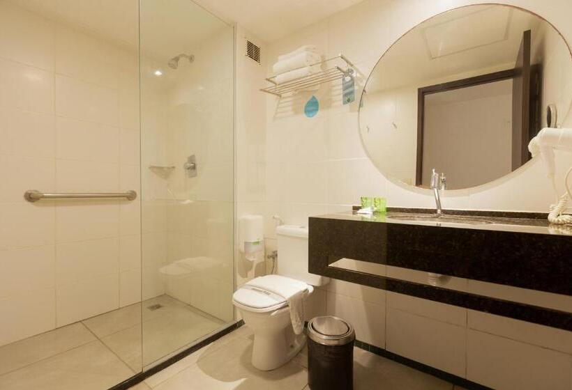 اتاق لوکس با چشم‌انداز دریا, Ritz Suites Grand Hotel Boutique