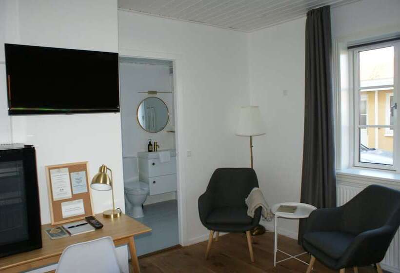 Номер Стандарт, Strandly Skagen