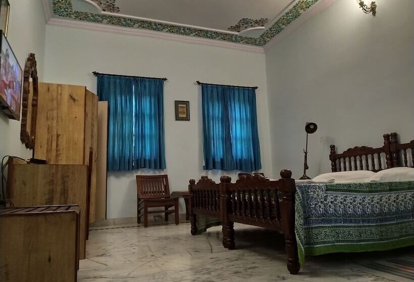豪华房间, Anuraag Villa