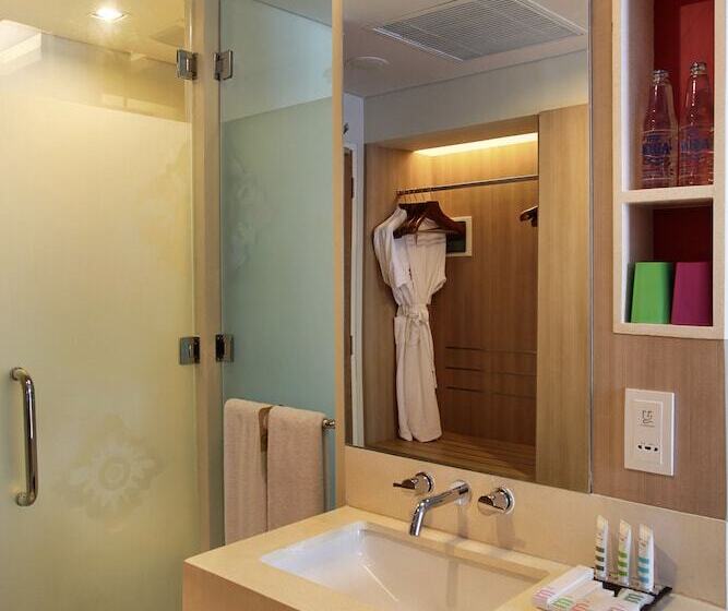 Номер Deluxe Вид на Бассейн, Mercure Bali Nusa Dua