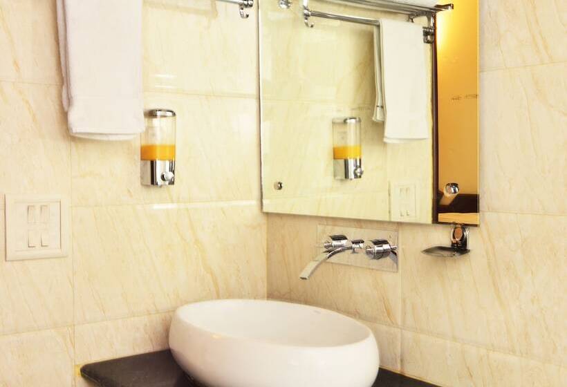 اتاق لوکس, Shipra International