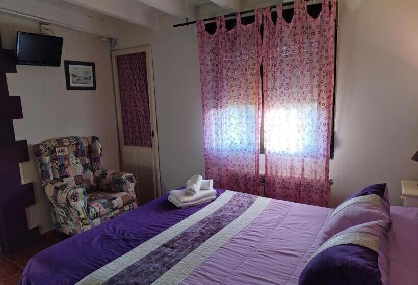 Quarto Triplo Estandar, Posada de Ongayo