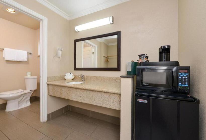 Номер Стандарт, Pacific Shores Inn   Morro Bay