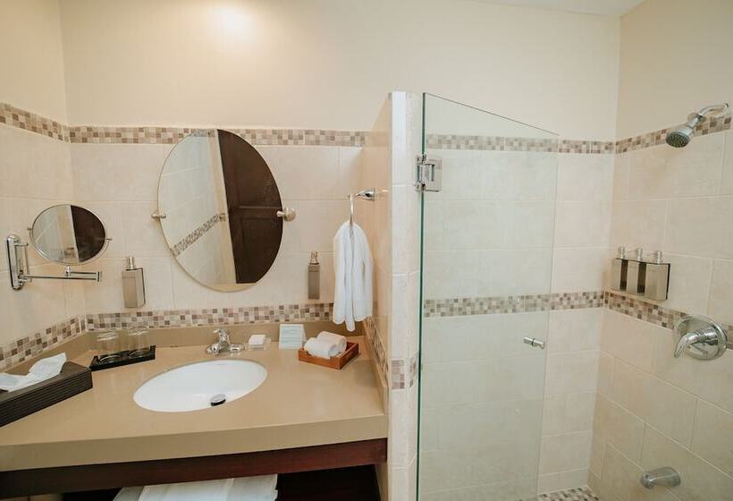 Номер Стандарт Вид на Сад, Parador Nature Resort And Spa