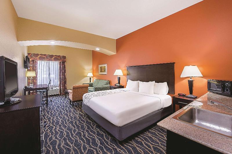 Номер Deluxe Кровать Кинг, La Quinta By Wyndham Tulsa Airport / Expo Square