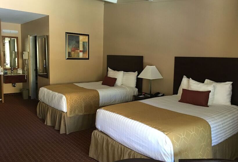비즈니스룸, Travelodge By Wyndham Lakeland