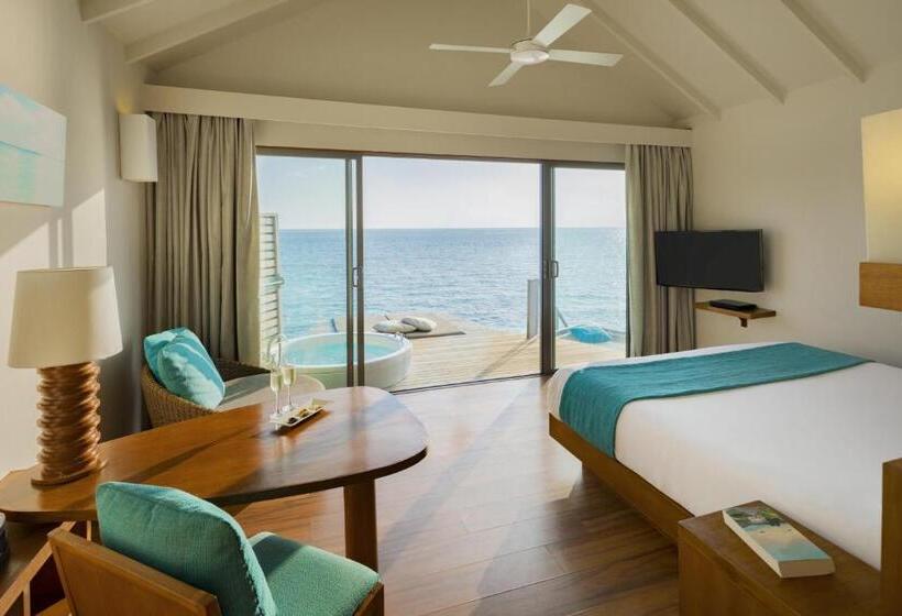 ویلای 1 خوابه, Centara Ras Fushi Resort & Spa Maldives