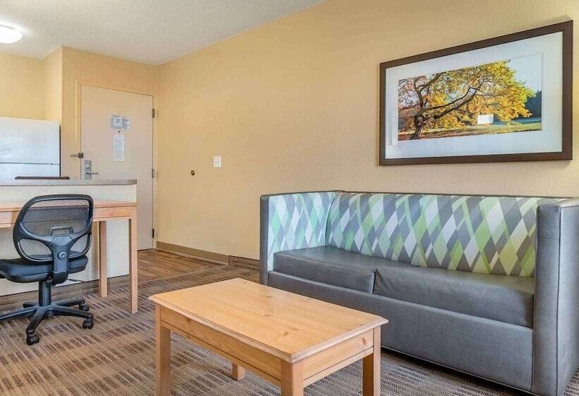 Студия Deluxe, Extended Stay America Suites  Auburn Hills  University Drive