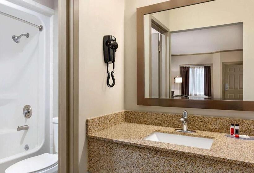 Стандартный Номер Кровать Кинг, Days Inn By Wyndham Kingsland Ga