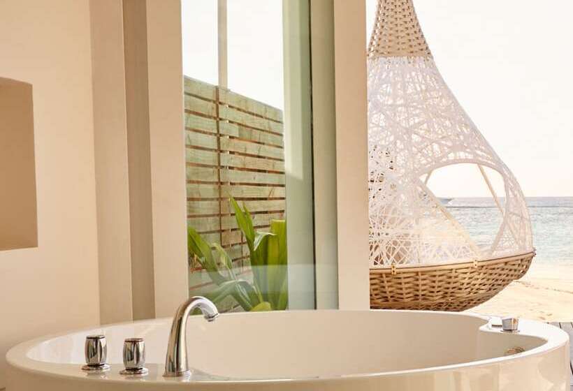 ویلای یک اتاق خوابه با استخر شنا, Lux South Ari Atoll Resort & Villas