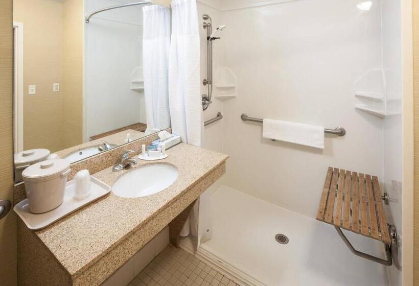 Стандартный Номер Кровать Кинг, Fairfield By Marriott Ruston