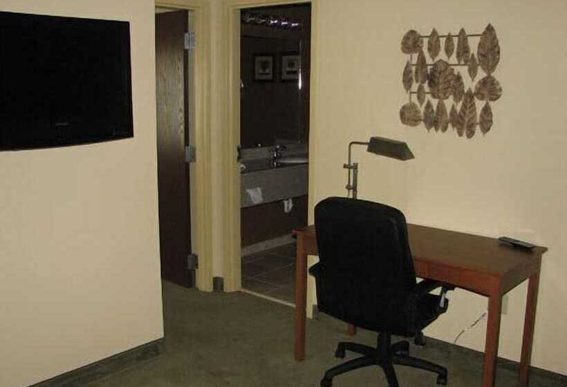 스위트, Randolph Inn And Suites