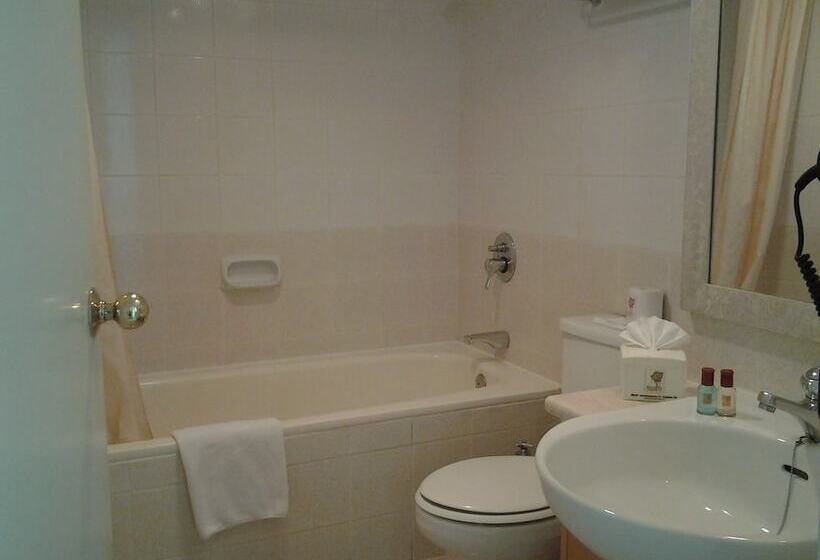 1 Sovrums Deluxe Lägenhet, Batavia Hotel & Serviced Apartments Jakarta