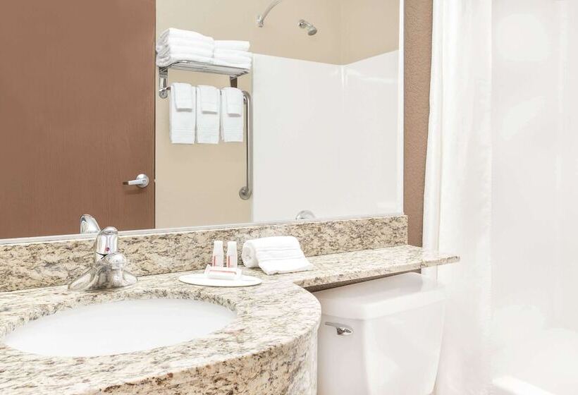 Студия Deluxe, Microtel Inn & Suites By Wyndham Mansfield