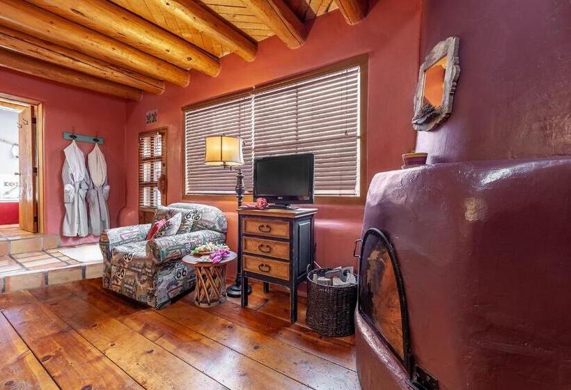 Номер Deluxe Кровать Кинг, Adobe And Pines Inn Bed And Breakfast
