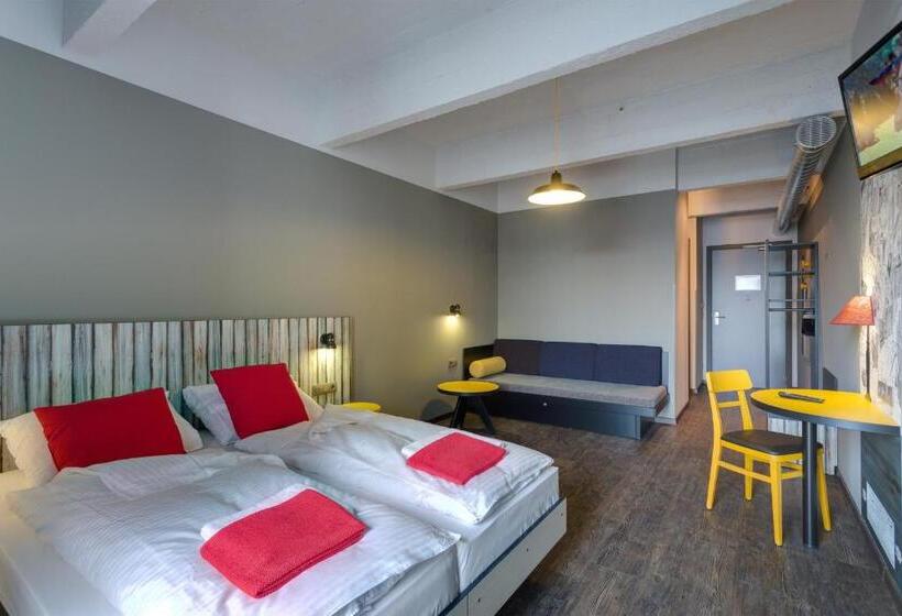 스탠다드 룸, Meininger Hotels Bruxelles City Center