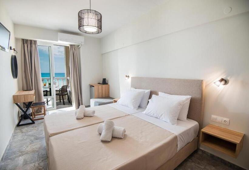 سوییت جونیور با چشم‌انداز دریا, Birais Beach Studios