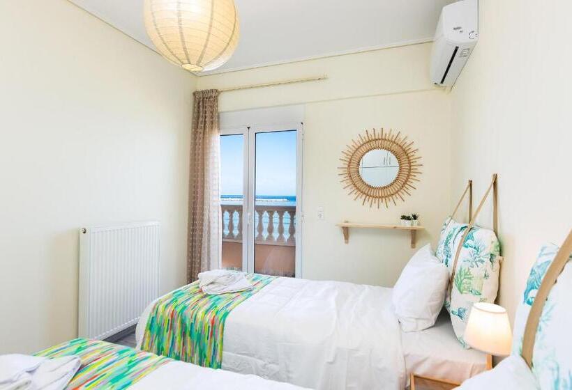Deluxe Suite King Bed, Birais Beach Studios