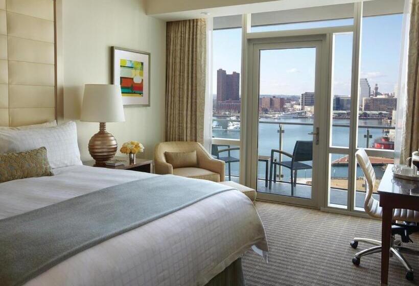 キングサイズベッドのスタンダードルーム, Four Seasons  Baltimore