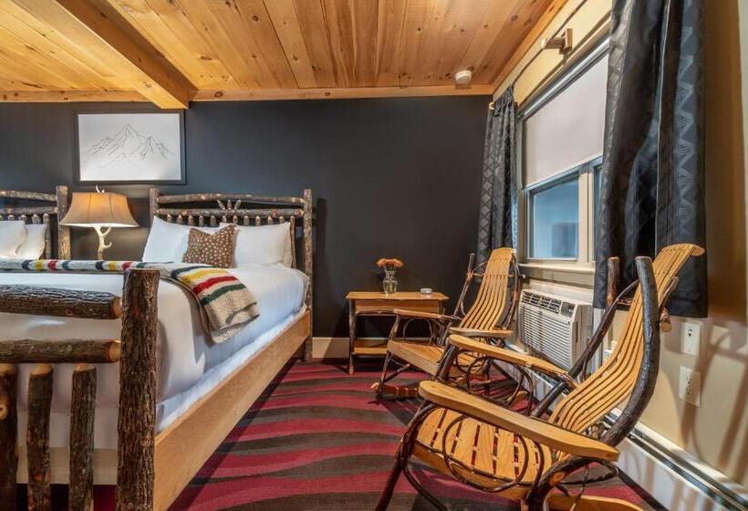 Номер Deluxe с Балконом, The Alpine Lodge