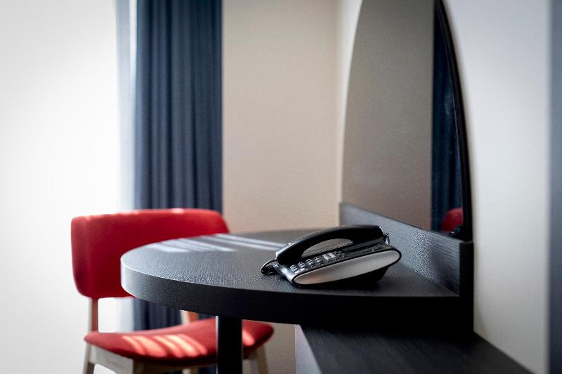キングサイズベッドのスタンダードルーム, Holiday Inn Queenstown Remarkables Park