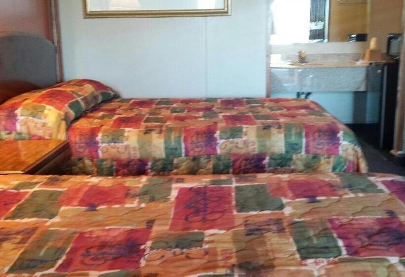 חדר סטנדרט שתי מיטות זוגיות, Carefree Inn Flatonia