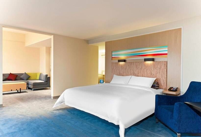 Студия Стандарт Двуспальная Кровать, Aloft Nanhai Foshan