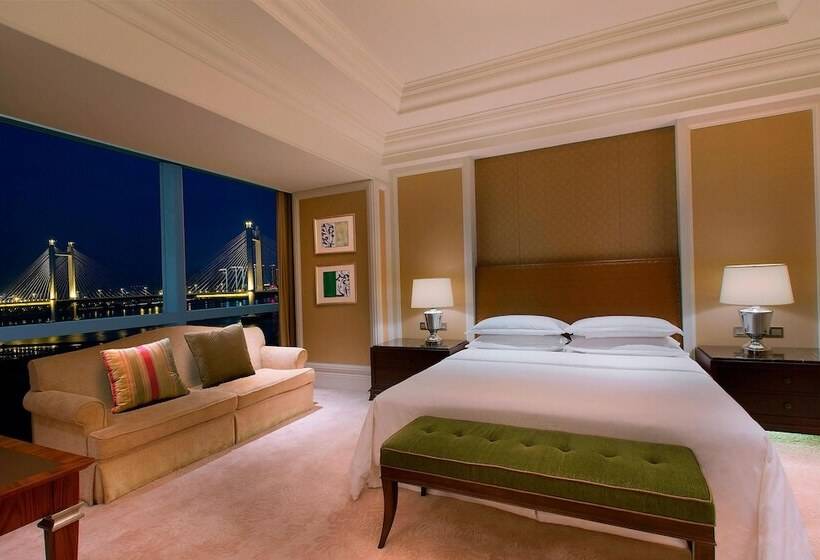 Номер Клуб, Sheraton Fuzhou