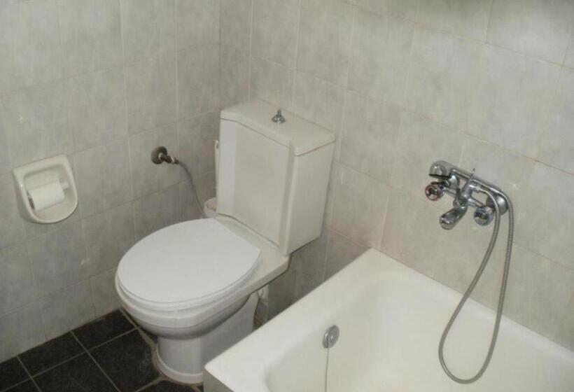 Трехместный Номер Классика, Miranta Hotel   Apartments & Studios