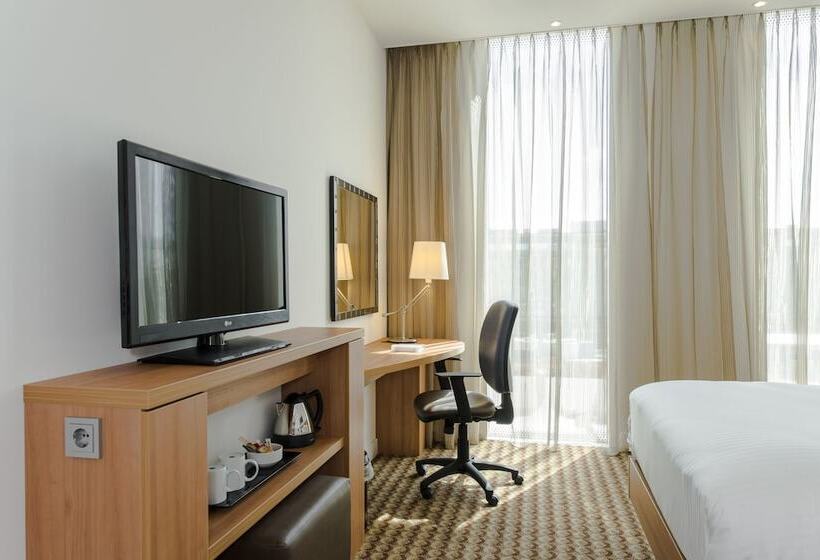 Номер Стандарт, Hampton By Hilton Amsterdam / Arena Boulevard