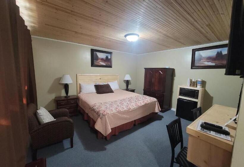 Люкс Deluxe Кровать Кинг, Fiesta City Motel