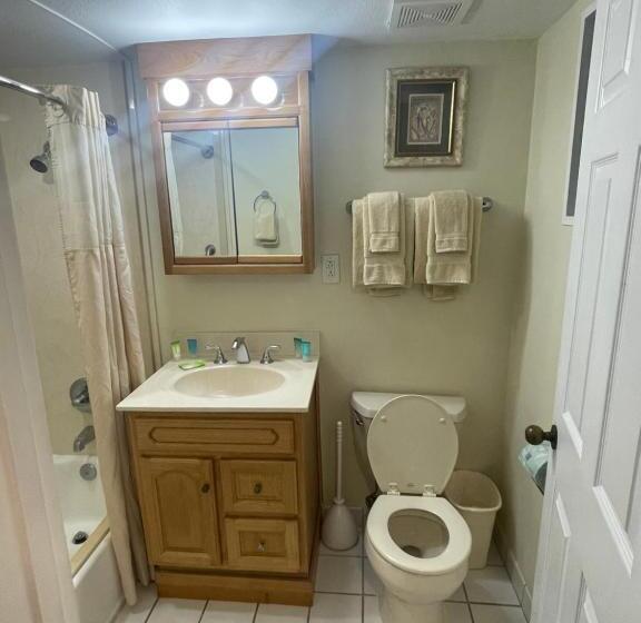 Escritório Estándar, Getaways At Destin Holiday Beach Resort