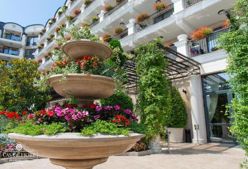 Студио Стандарт Вид на Парк, Casa Di Fiore Spa And Medical Hotel, Mineral Pools & Private Beach