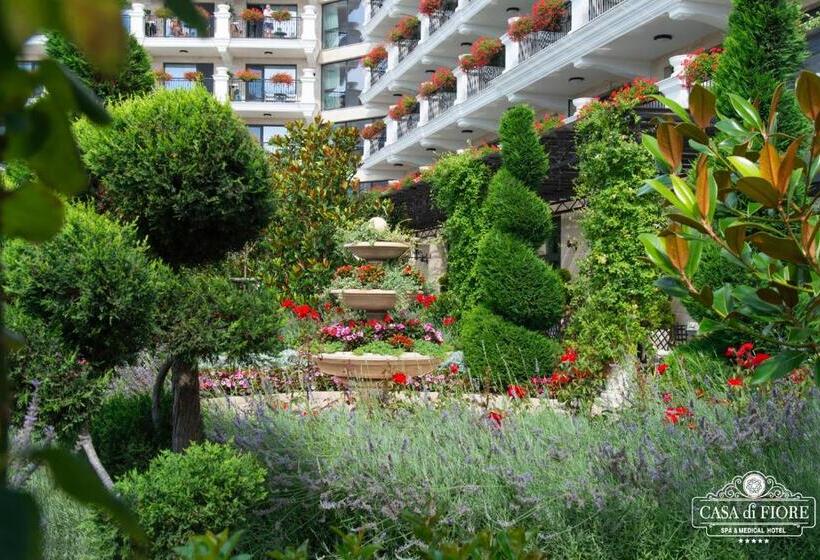 Номер Deluxe Вид на Парк, Casa Di Fiore Spa And Medical Hotel, Mineral Pools & Private Beach