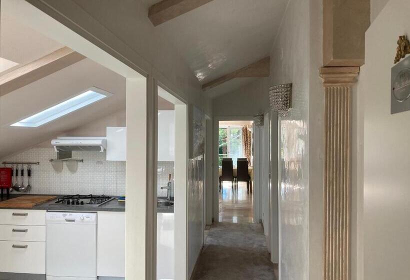 Апартаменты 3 Спальни, Oasis Lagoon Estate