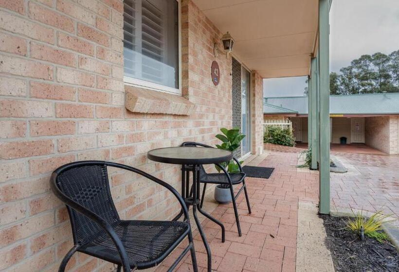 Апартаменты 1 Спальня, Quality Apartments Banksia Albany