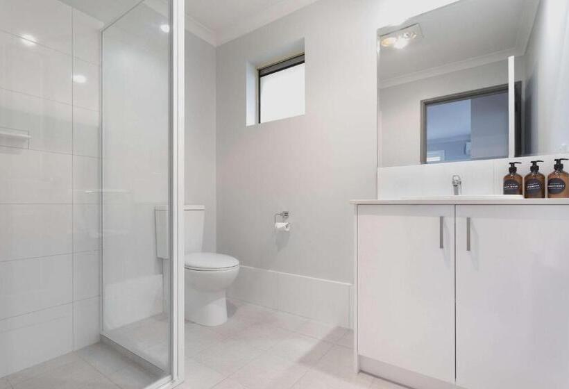 Апартаменты 2 Спальни, Quality Apartments Banksia Albany