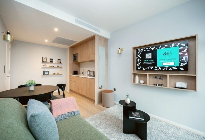 Студия Superior, Wilde Aparthotels Manchester St. Peters Square