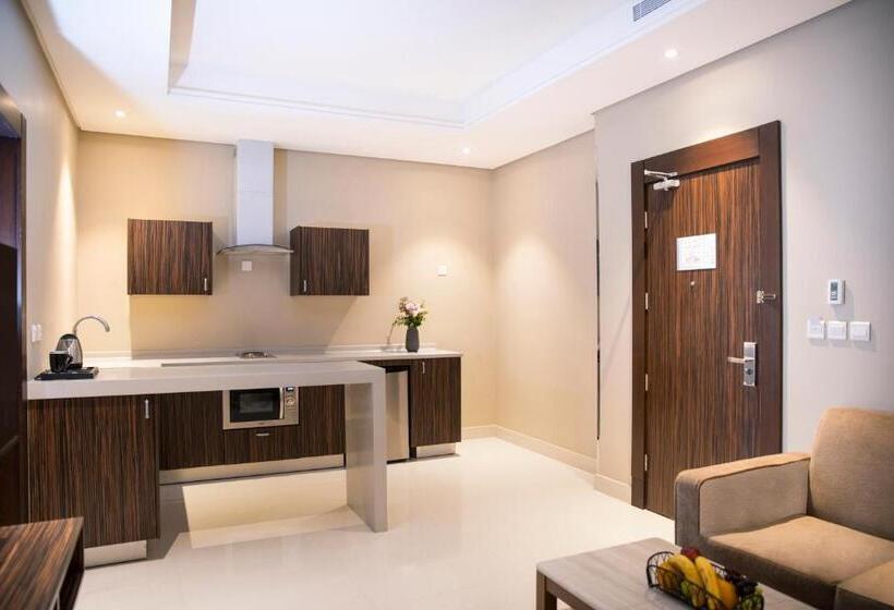 Полулюкс, Swiss Blue Hotel Hera