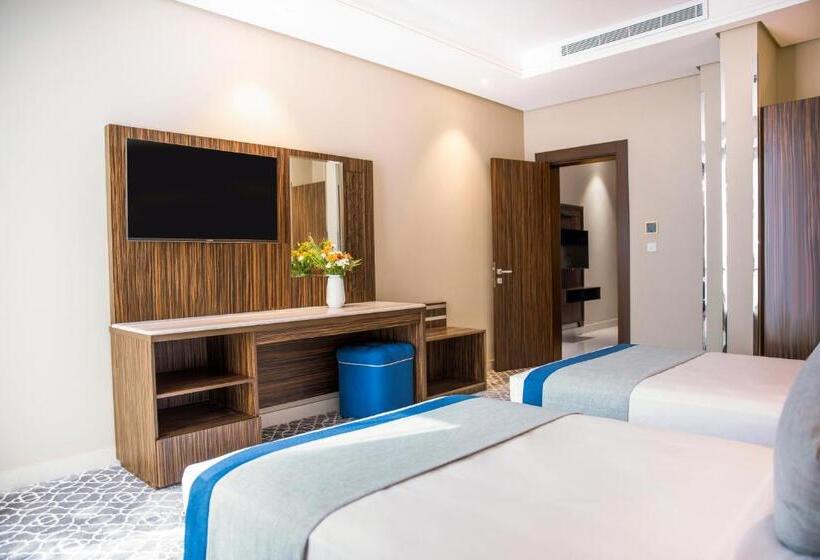Президентский Люкс, Swiss Blue Hotel Hera