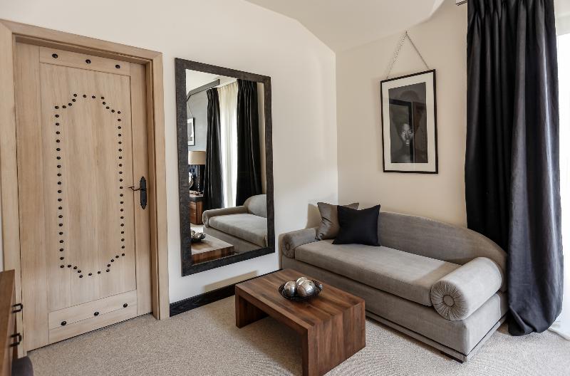 Люкс 2 Спальни, Swiss Blue Hotel Hera