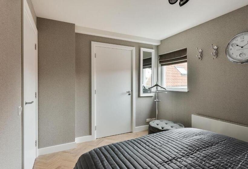 Номер Стандарт, Boutique Hotel The Old Bridge, Volendam