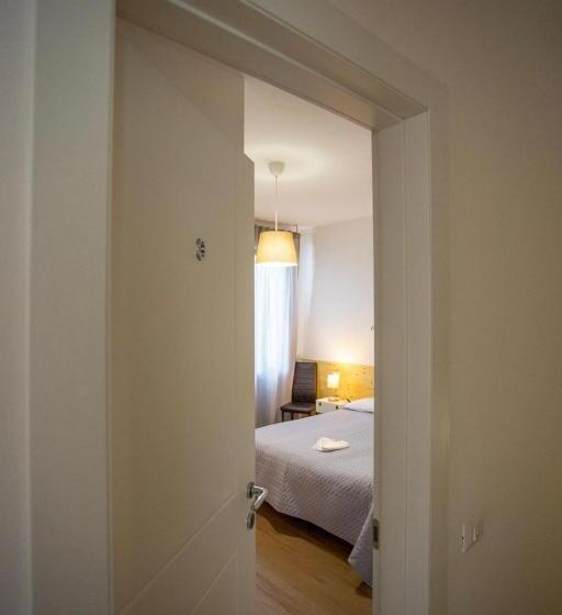 高级大房间, Bed And Breakfast Castello7