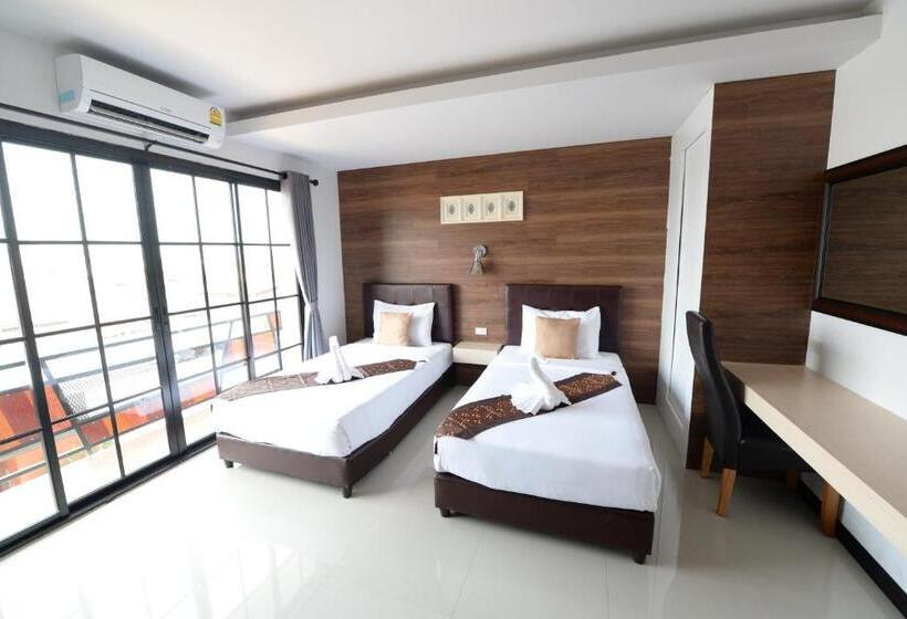 수피리어 룸, The Room Boutique