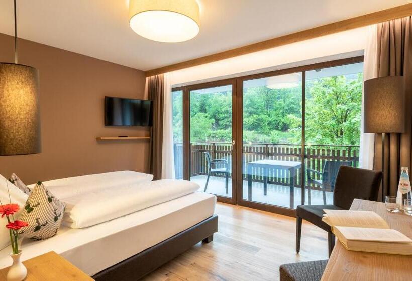 Полулюкс, River Hotel Post