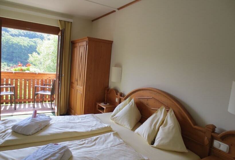 标准间, Genuss  Und Wellnesshotel Puchas Kukmirn